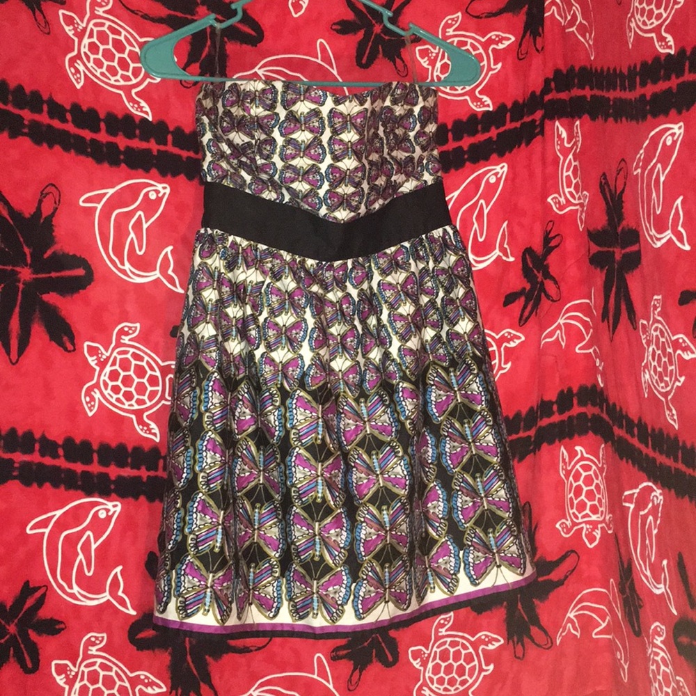 Short dress